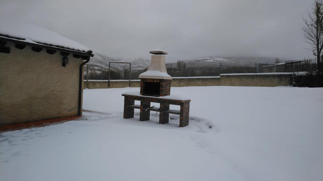 Vila El Mirador Del Hayedo Riofrio de Riaza Exteriér fotografie